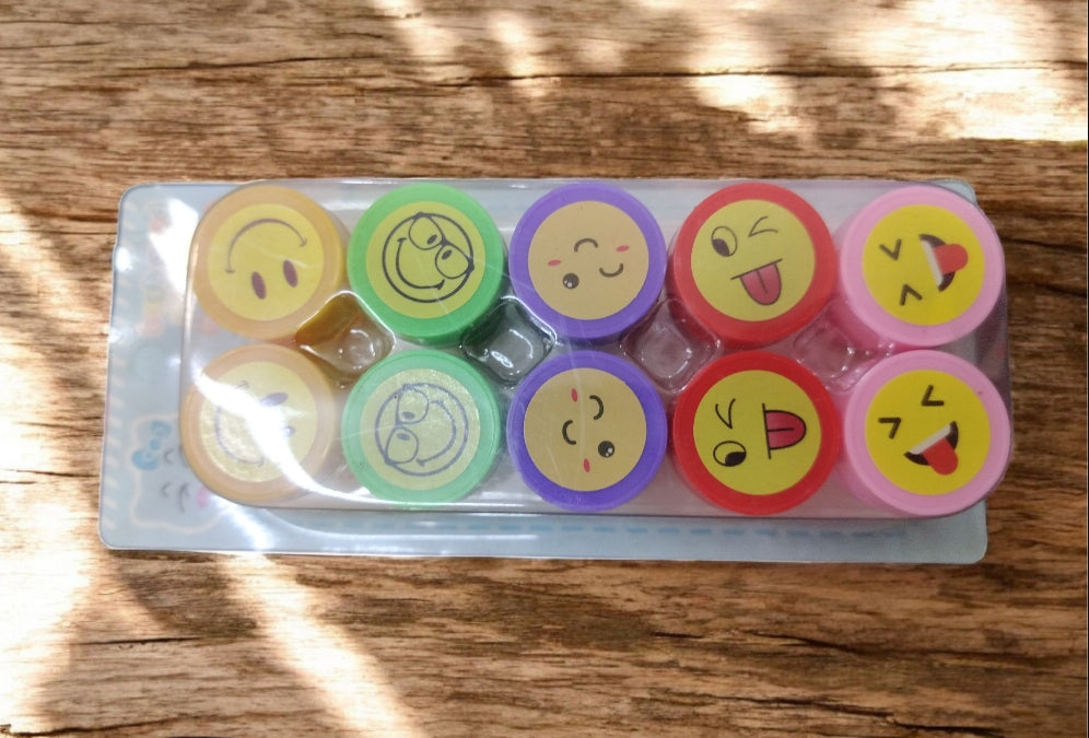Kids playing stamps mix design 2 pieces
