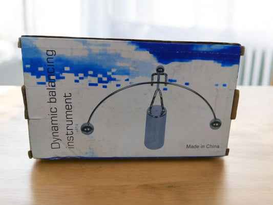 Dynamic balance instrument